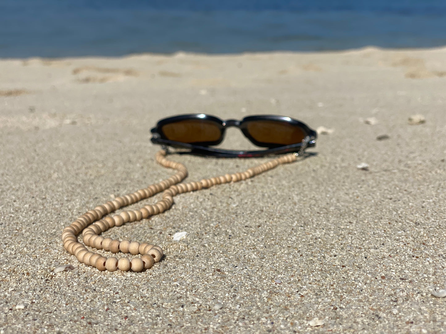 bijou à lunettes • perles de bois